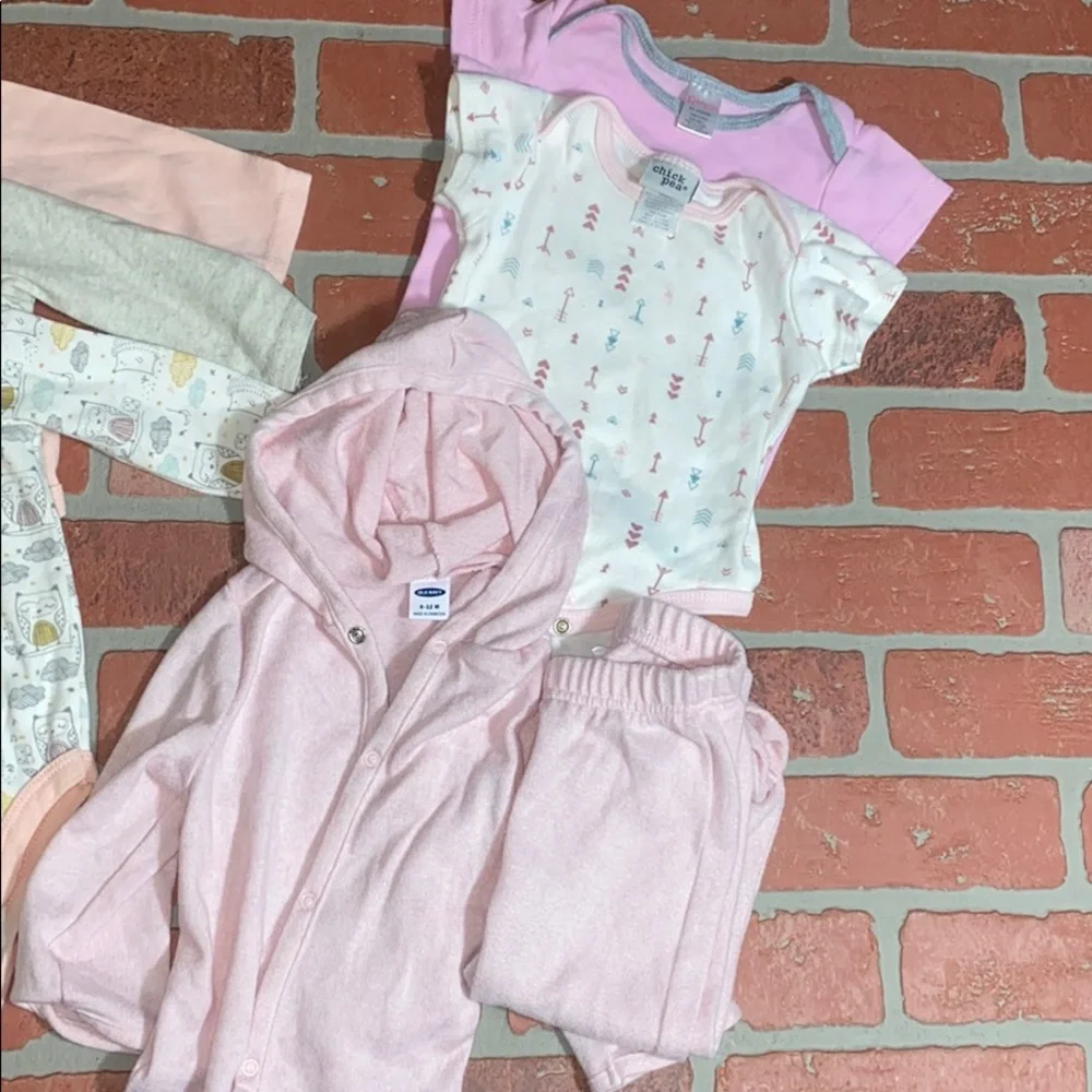 Babygirl 6-9 months onesie & outfit bundle